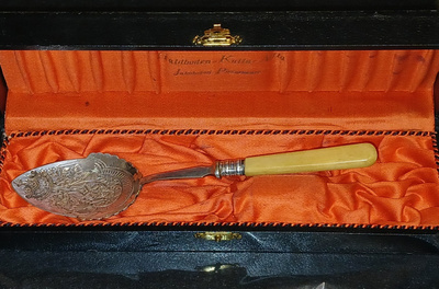 1880v Vintage jälkiruokalusikka hopeoitu