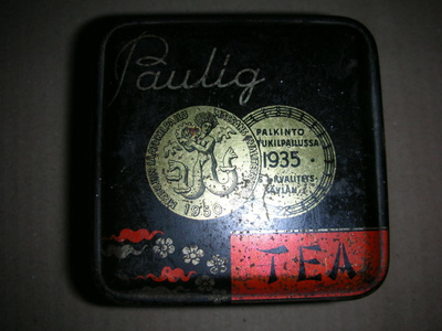 Vanha pauligin peltipurkki