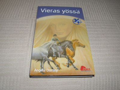 Angela Dorsey Vieras yössä