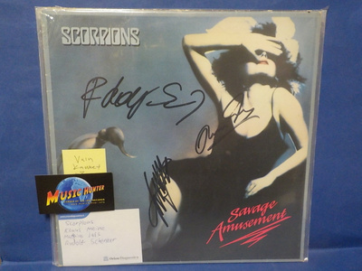 SCORPIONS - SAVAGE AMUSEMENT VAIN KANNET 3 X NIMMARIT LP