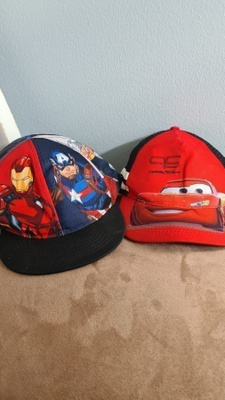 Autot lippis & Marvel lippis