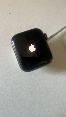 apple watch sieres 6 nike 40mm