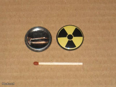Radioactive rintanappi 1" f2