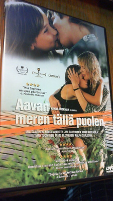 AAVAN MEREN TÄLLÄ PUOLEN : Nanna Huolman