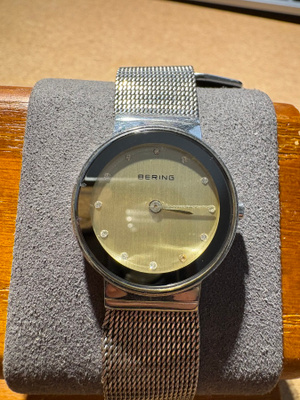 Bering Classic Kulta/Teräs Ø26 mm 10126-001 rannekello