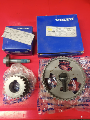 Volvo nokka-aks. 30725611 ja kampiaks. 8653659 käyttöpyörä