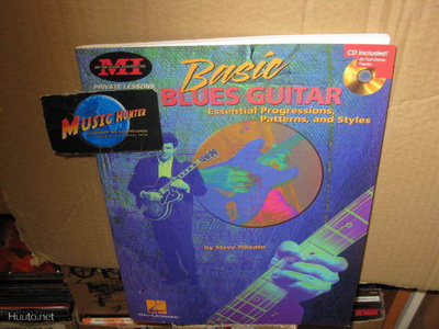 PRIVATE LESSIONS BASIC BLUES GUITAR - NUOTTIKIRJA + CD