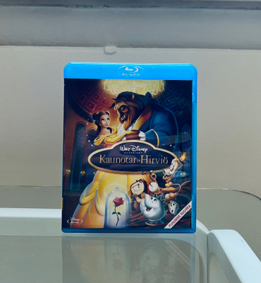 Kaunotar ja Hirviö Blu-Ray