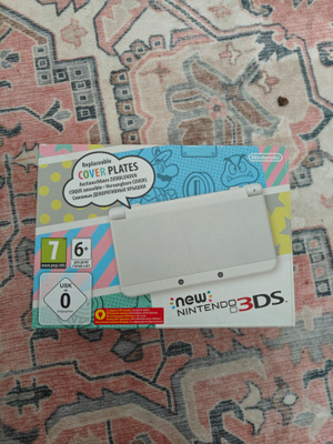 New Nintendo 3DS: White Box
