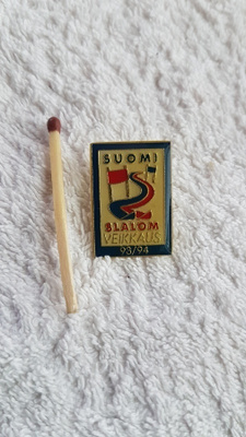 SUOMI SLALOM VEIKKAUS 93/94 Pinssi