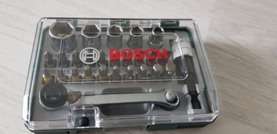 Bosch ruuvauskärkisarja -  27 osaa - sisältää räikän