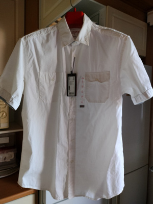 Esprit L/XL-koko kauluspaita valkoinen lyhythihainen.