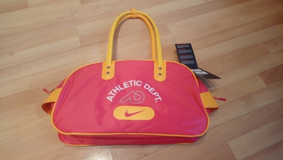NIKE Athletic Dept. laukku