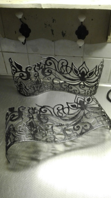 KAKSI METALLISTA PartyLite :n LOTUS KORISTETTA, katso kuvat