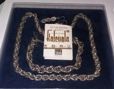 Kalevala setti, Hopea Setukaisten kääty, ranne, korvakorut