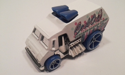 Cool One valkoinen Hot Wheels 2004/13 6 cm