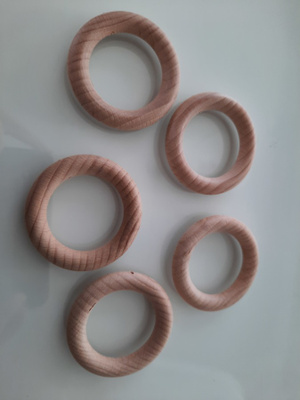 Puinen rinkula halkaisija 5.6cm