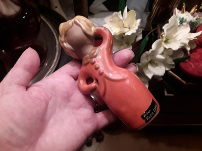 Tyttö figuuri. Rosa Ljung