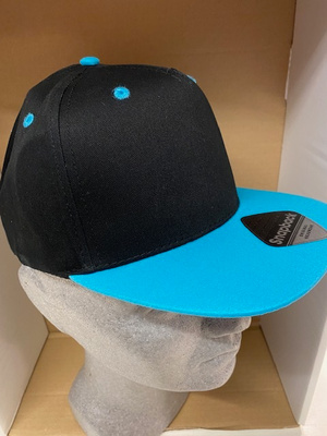 Snapback Lippis musta / sky blue
