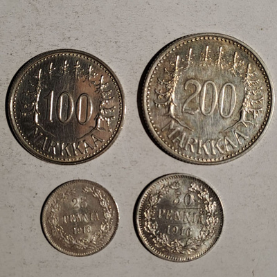 Suomi 4 Hopea kolikkoa