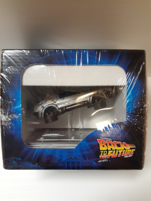 BACK TO THE FUTURE - DELORAEAN edition  - HEAD HUNTER STORE.