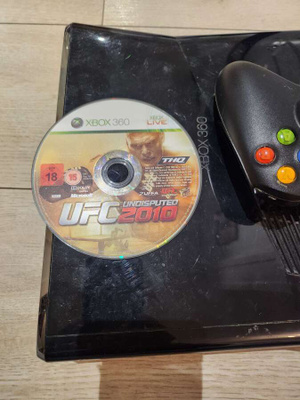 XBOX 360 konsolin