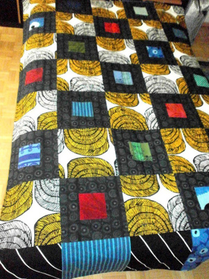 Päiväpeite / tilkkupeitto Marimekko - kankaista