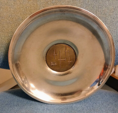 Metallilautanen