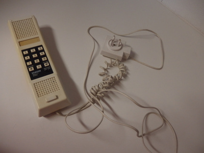 Danson seinäpuhelin, malli 86606