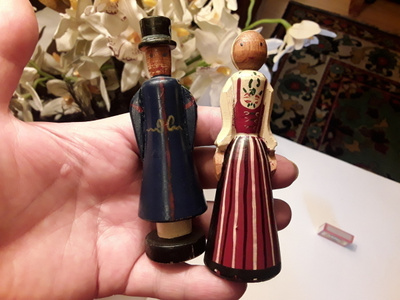 Puunukke x 2 , vanhat miniatyyri pariskunta