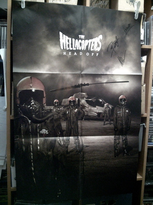 HELLACOPTERS HEAD OFF POSTERI KOLMELLA NIMMARILLA