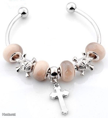 650 .. Tiibetin Hopea Lampwork Kaunis Helmi .. Rannekoru