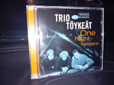 CD Trio Töykeät : One night Tampere  ( SIS  POSTIKULU  )