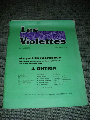 Nuottikirja Les Violettes