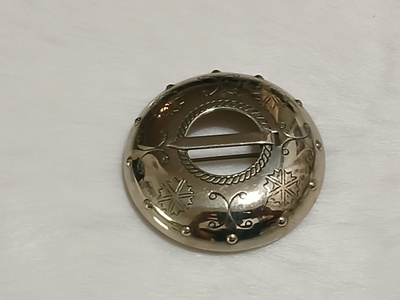 Vintage paljinsolki kansallispukuun solki rintaneula