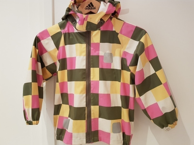 Värikäs Motion's Sadetakki / Takki - koko 110cm