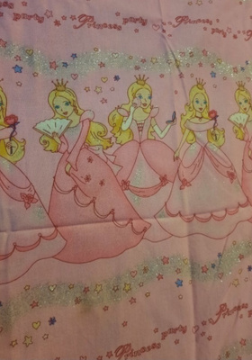 Prinsessaverhot kimalteilla