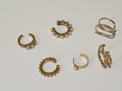 Rustokorvakoruja (ear cuffs), 6 kpl yhteishintaan