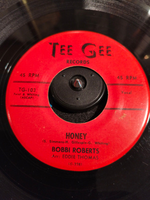BOBBI ROBERTS,TEE GEE 103