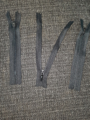 Musta piilovetoketju 10cm