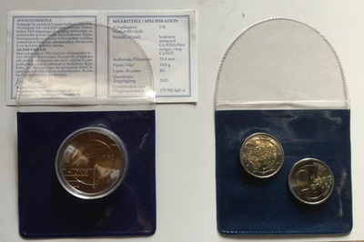 Juhlaraha 5€-yleisurh. MM-kilp. 2005 TAI 2€-YK UNC 2005