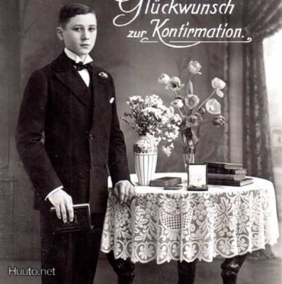 KONFIRMAATIO / Komea poika puvussa ja lahjapöytä. 1930-l.