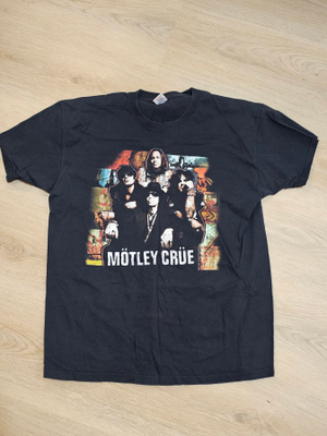 MÖTLEY CRUE "Rundipaita 2005v" !