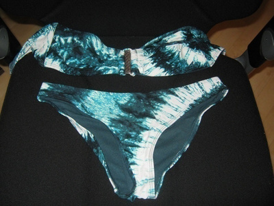 H&M Uudet ja käyttämättömät bikinit