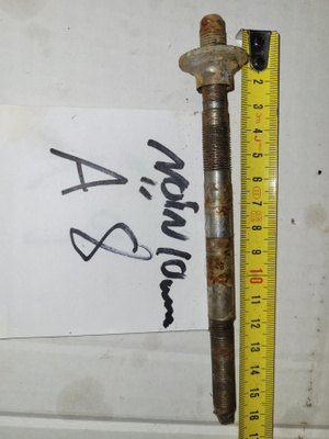 Tunturi tai muu vanha mopo akseli 10mm