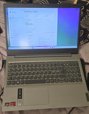 Lenovo ideapad 3, Amd ryzen 3 3250U, 8Gb, 250Gb ssd, win11