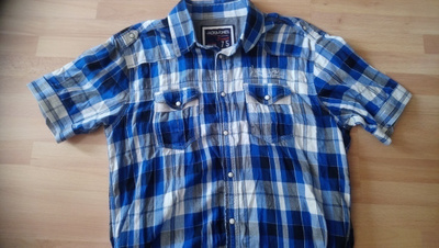 Kauluspaita Jack & Jones M-koko.