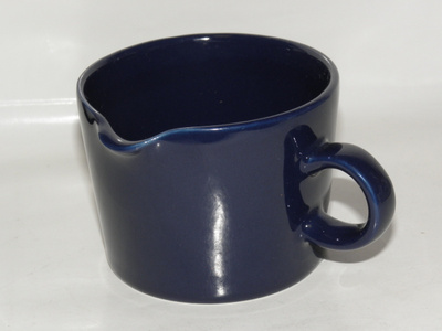 sininen Iittala Arabia TEEMA kermakko