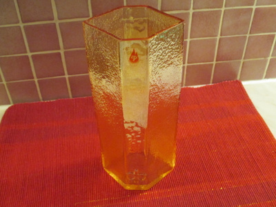 Osuuspankin maljakko logolla .Lasi-Paja Koskenkorva.