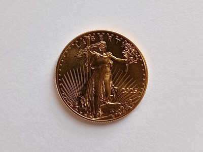 1/2 oz American Eagle kultakolikko 2025